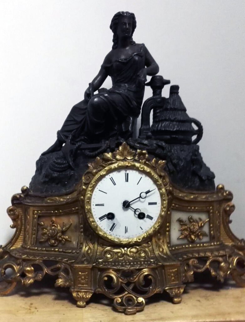 Orologio 'parigina'